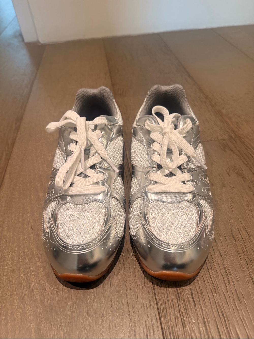 Marc Jacobs Silver and White Women's Sneakers